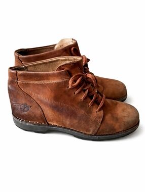 Timberland Tan Leather Lace-Up Boots